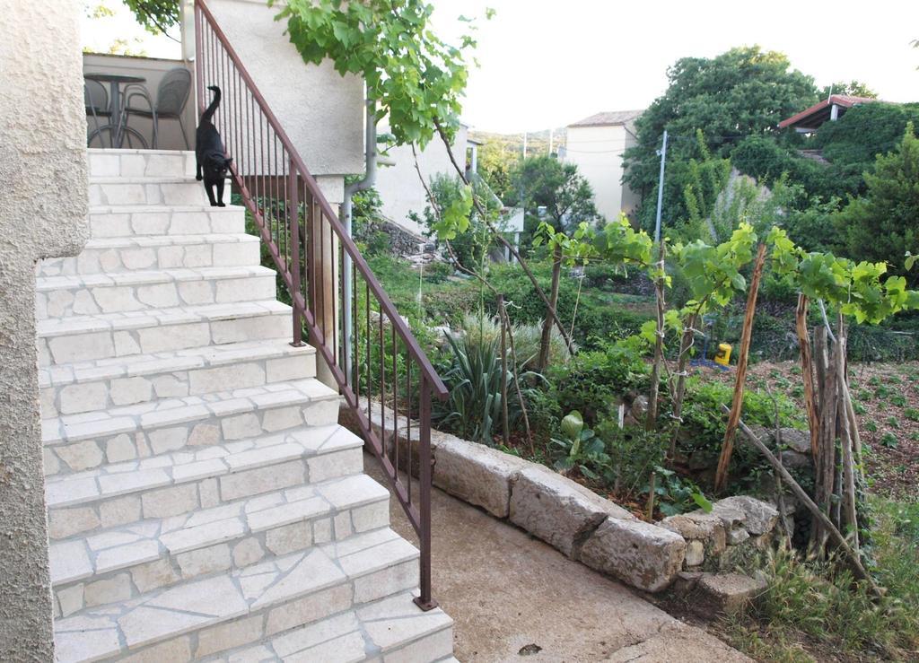 Holiday Home Loznati Cres Luaran gambar