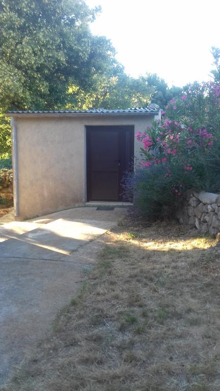 Holiday Home Loznati Cres Luaran gambar